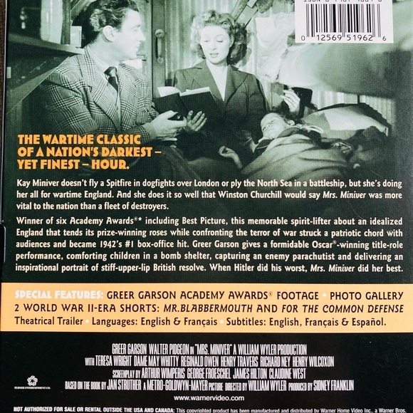 Greer Garson in Mrs. Miniver (1942) Film - Picture 4 of 4